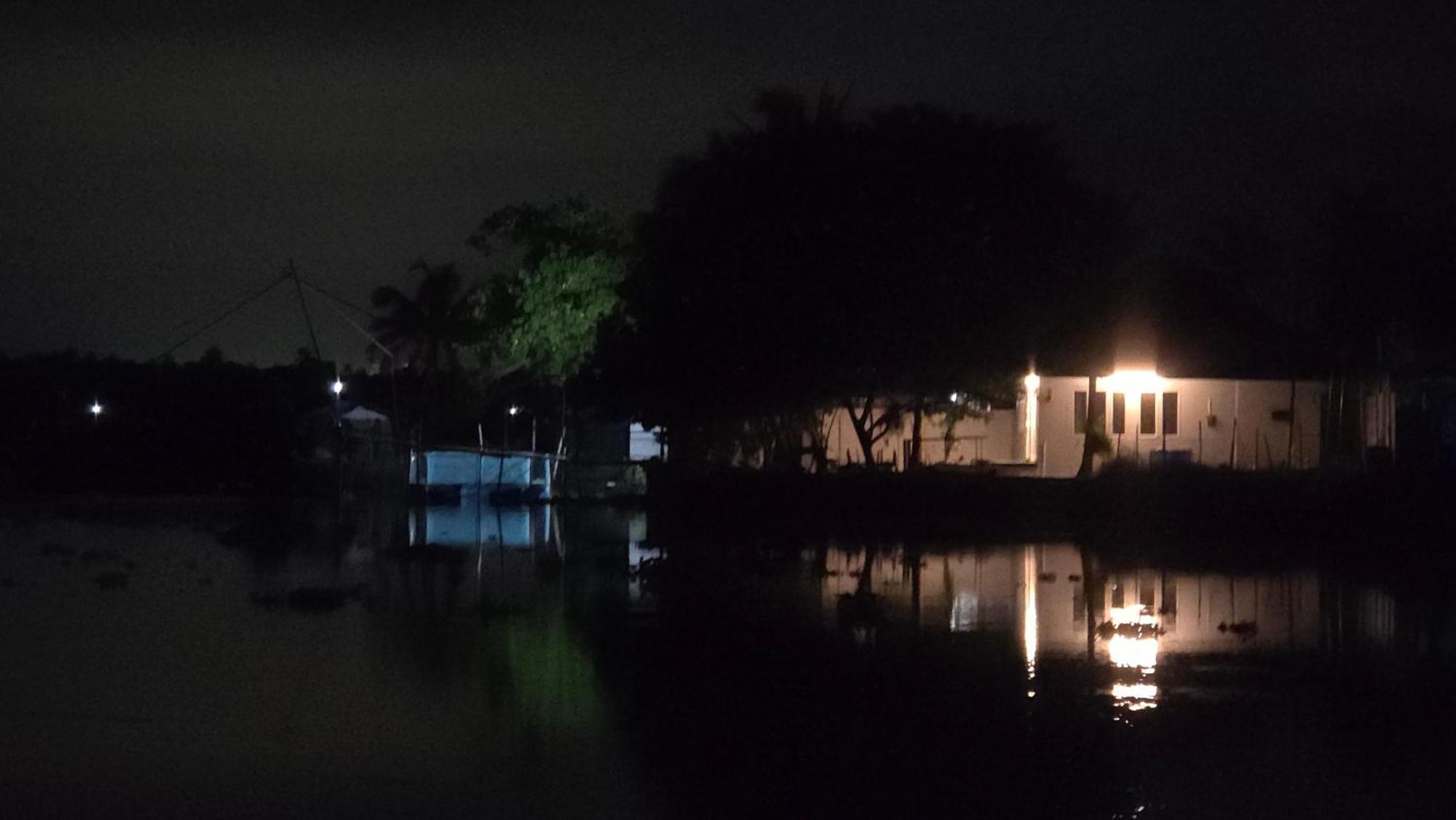 Pradeep'S Backwater Villa Коччи Экстерьер фото
